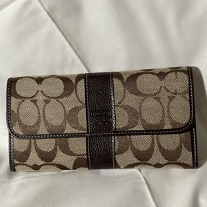 Signature Brown Coach Trifold Wallet